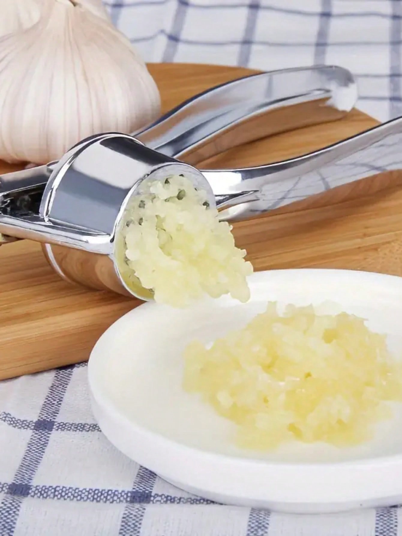 Kitchen Garlic Press Crusher M - Kitchen Appliances On Sale recension och pris